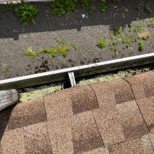 Apartment-Building-Gutter-Cleaning-in-Pearl-River-New-York 7