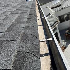 Very-thorough-Gutter-Cleaning-in-Woodcliff-Lake-New-Jersey 1